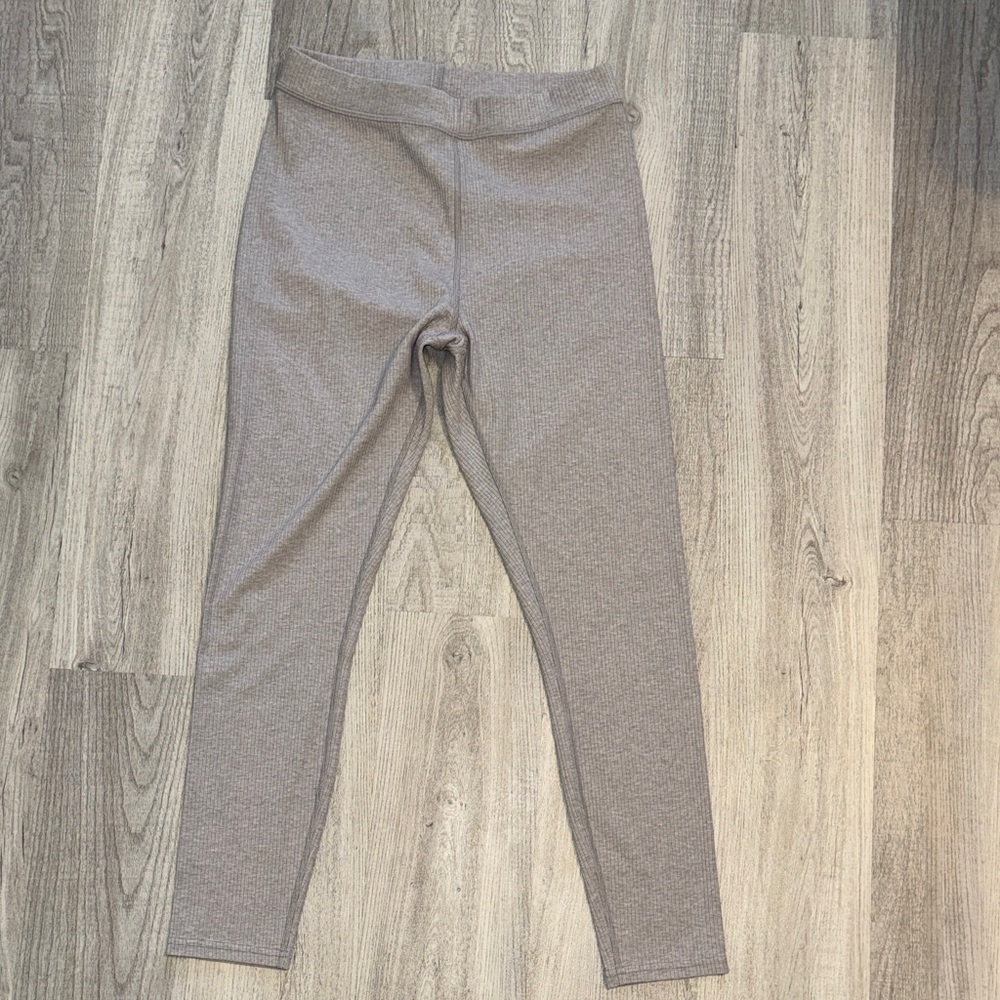 ALO Leggings